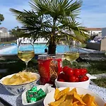 De Charme Piscine Chauffee St Pierre Oleron Villa Saint-Pierre-d'Oléron